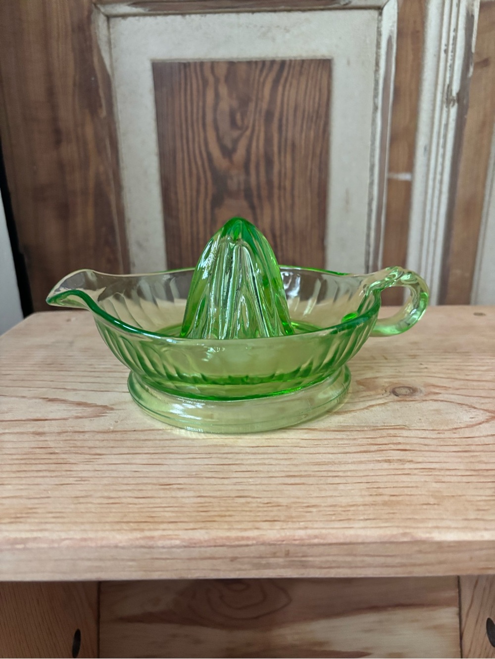 Green Glass Citrus Juicer Reamer - Elegant Home Dining Accessory